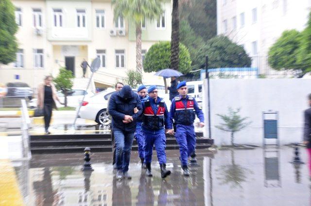 Manavgat’ta uyuşturucu operasyonuna 2 tutuklama