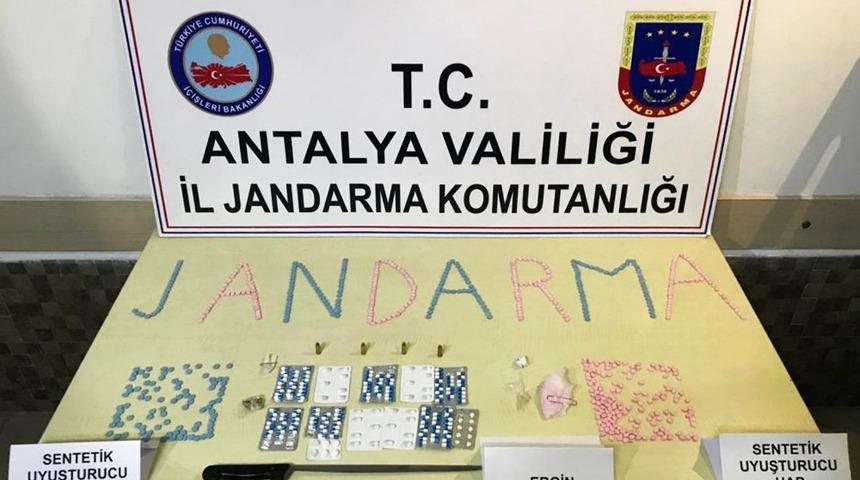Manavgat&rsquo;ta uyuşturucu operasyonuna 2 tutuklama
