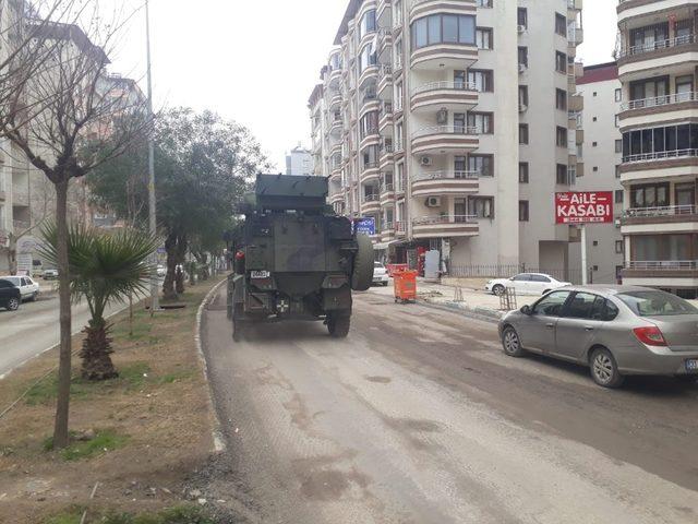 Suriye sınırına komando sevkiyatı
