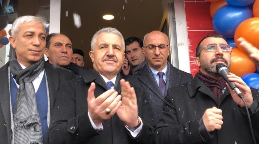 AK Parti Kars Seçim Koordinasyon Merkezi’nin açılışı yapıldı