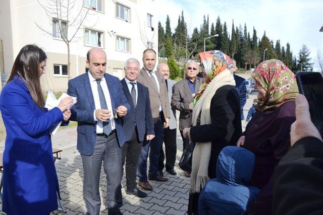 Biga’da TOKİ konutları için kura heyecanı yaşandı