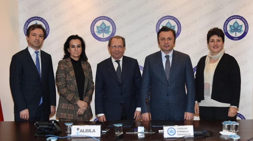 &ldquo;Akademiden ekonomiye&rdquo; diyen ESOG&Uuml; ve ALBİLA d&uuml;nya basınında