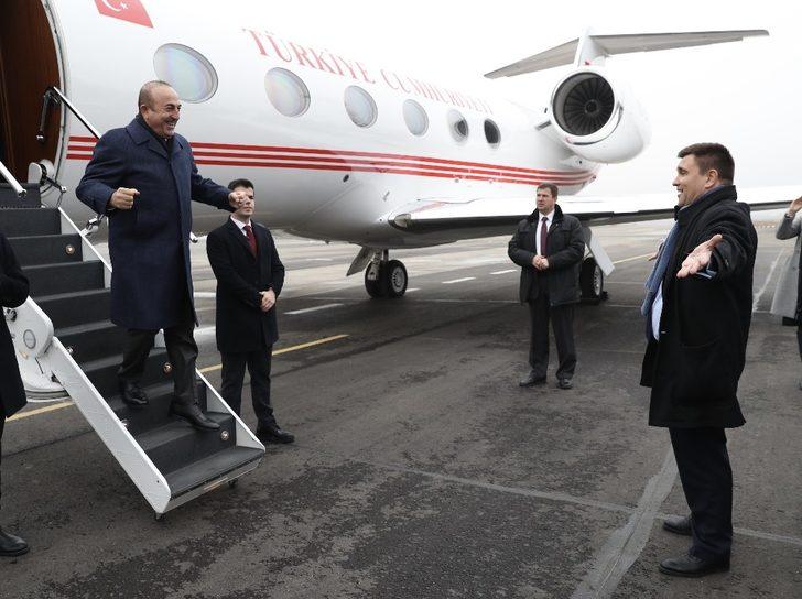 DÄ±ÅiÅleri BakanÄ± MevlÃ¼t ÃavuÅoÄlu, temaslarda bulunmak Ã¼zere Ukraynaâya geldi. ile ilgili gÃ¶rsel sonucu