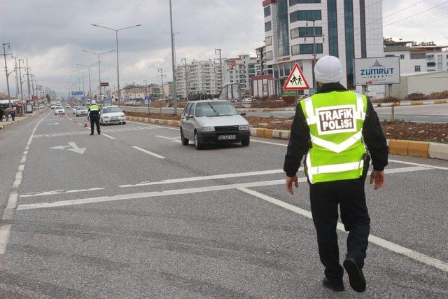 Hız sınırına uymayanlar affedilmiyor