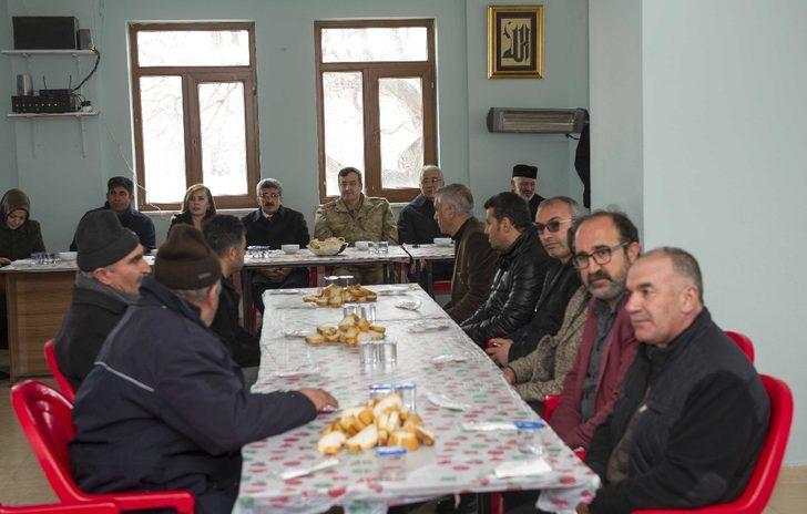 Vali Bilmez, mahalle ziyaretlerini sürdürüyor G3