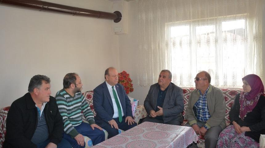 &Ouml;zakcan&rsquo;dan G&uuml;d&uuml;r ailesine ge&ccedil;miş olsun ziyareti