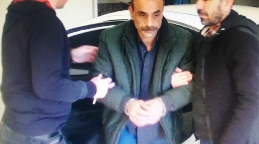 Biga&rsquo;da bir kişiyi silahla yaralayan şahıs yakalandı