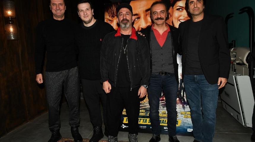 Organize İşler 2: Sazan Sarmalı galasına &uuml;nl&uuml; akını