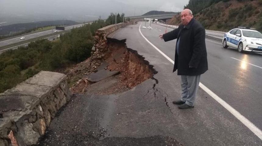 Nurdağı’nda karayolu çöktü