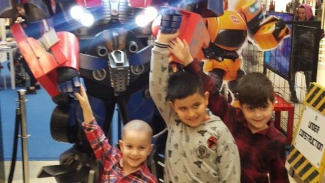 Optimus Prime ve Bumblebee 67 Burda’da miniklerle buluştu