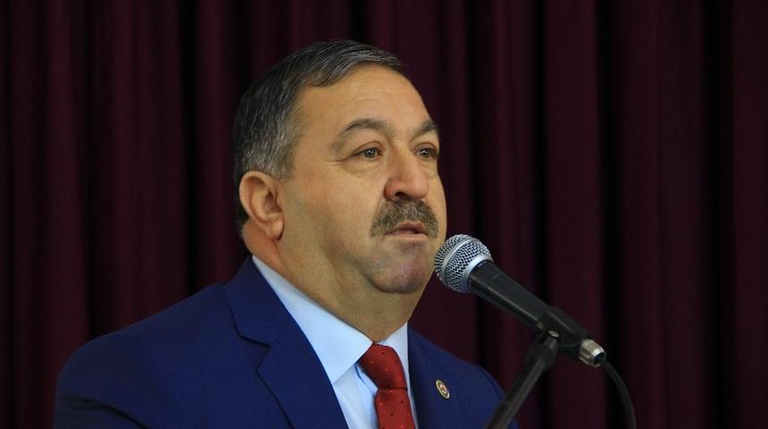 Baştuğ g&uuml;ven tazeledi