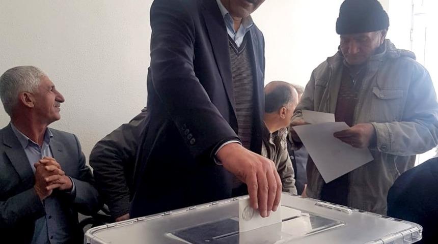 Ahmet &Ouml;zen g&uuml;ven tazeledi