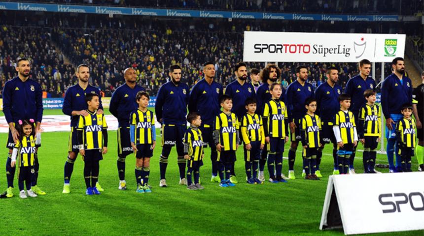 Fenerbah&ccedil;e'nin UEFA kadrosu belli oldu