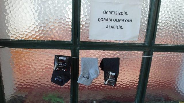 Burhaniye’de askıda çorap uygulaması ilgi gördü