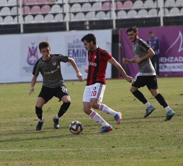 TFF 2. Lig Beyaz Grup: Manisaspor: 0 - Utaş Uşakspor: 4 4