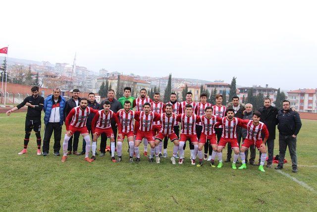 Kulaspor lideri tek golle geçti