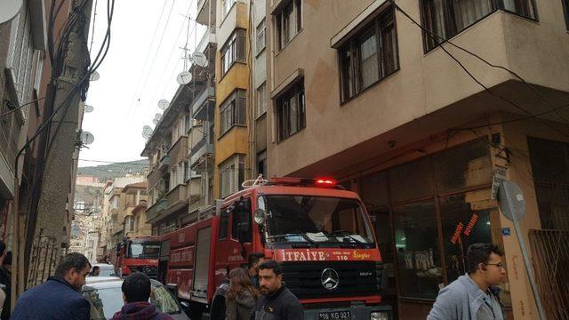 Gemlik’te ev yangını korkuttu