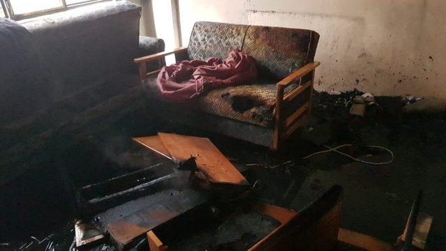Gemlik’te ev yangını korkuttu