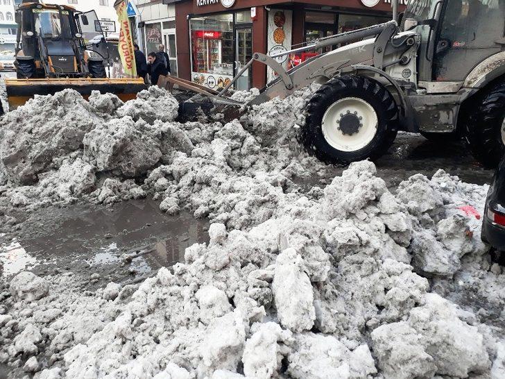 Ağrı’da kar temizleme çalışması G1