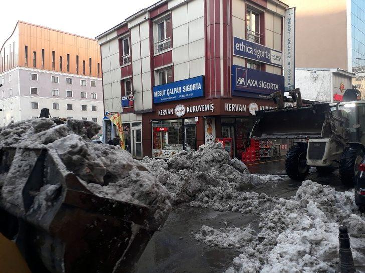 Ağrı’da kar temizleme çalışması G3