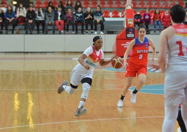 Bellona Kayseri Basketbol evinde yenildi