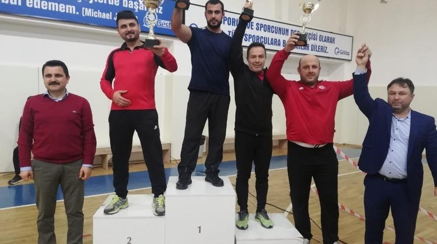 Umurbey G&uuml;reş Takımı şampiyon oldu