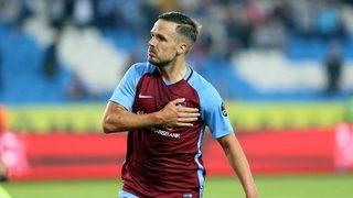 Trabzonsporlu Filip Novak'ın ayak baş parmağı kırıldı