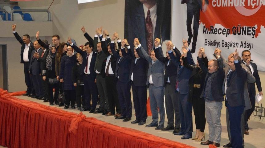 Cumhur İttifakı adayı G&uuml;neş&rsquo;in tanıtım toplantısına yoğun ilgi