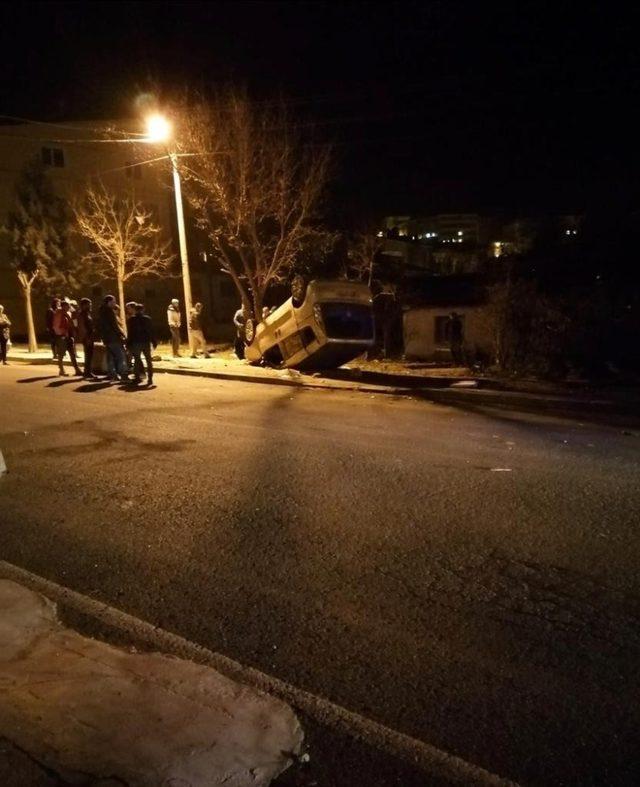 Takla atan araçtan burnu bile kanamadan çıktı