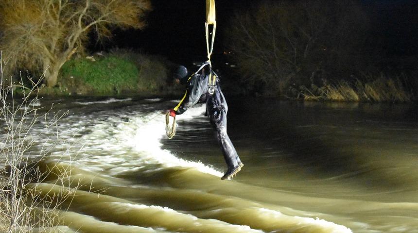 Çanakkale'de korkunç olay! Araçlarıyla birlikte bir anda kayboldular!