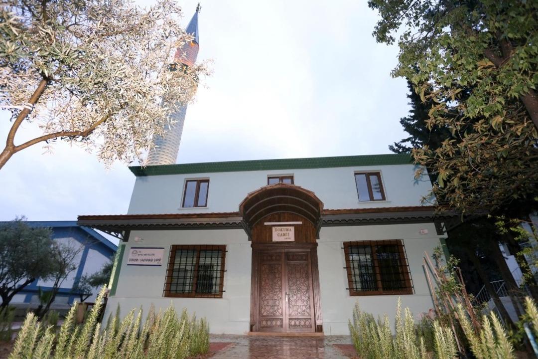 Dokuma Fabrikası Camii yeniden ibadete a&ccedil;ıldı