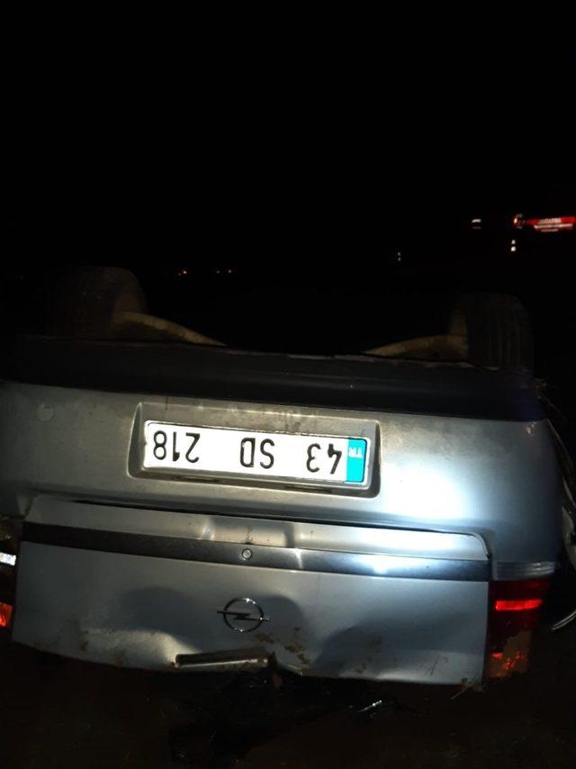 Çavdarhisar’da trafik kazası: 1 ölü 2 yaralı