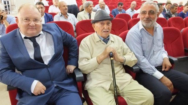 Burhaniye’de 102 yaşındaki köfteci ebediyete uğurlandı.