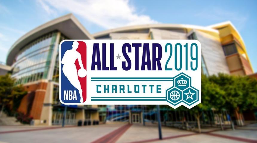 All-Star'ın koçları Mike Malone ve Mike Budenholzer 