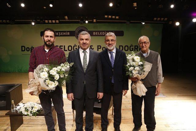 ’Başarıya Götüren Aile’ Söyleşisine Prof. Dr. Cüceloğlu katıldı