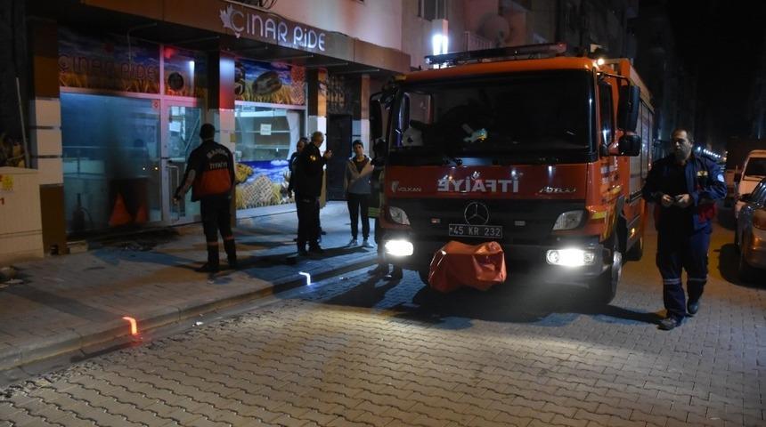 Manisa&rsquo;da pide salonunu kundaklama girişimi