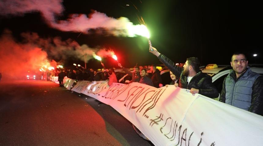 Taksicilerden sosyal medya üzerinden Başkan Atilla’ya çay daveti