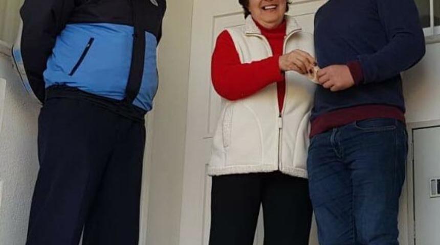 Yolda bulduğu 5 bin lirayı sahibine ulaştırdı