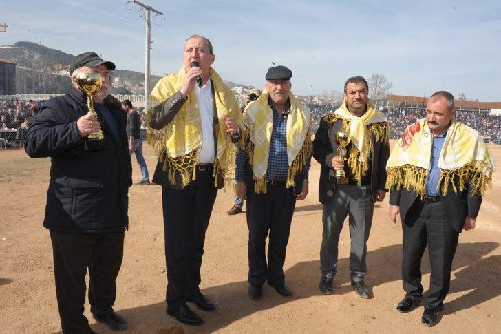 Biga’da deve güreşleri nefes kesti G4