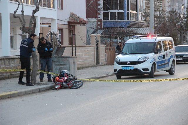 Karaman’da otomobil ile motosiklet çarpıştı: 2 yaralı