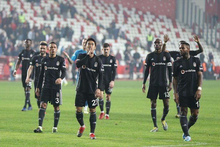 Kagawa'nın 3 dakikada 2 gol atması sosyal medyayı salladı! G4