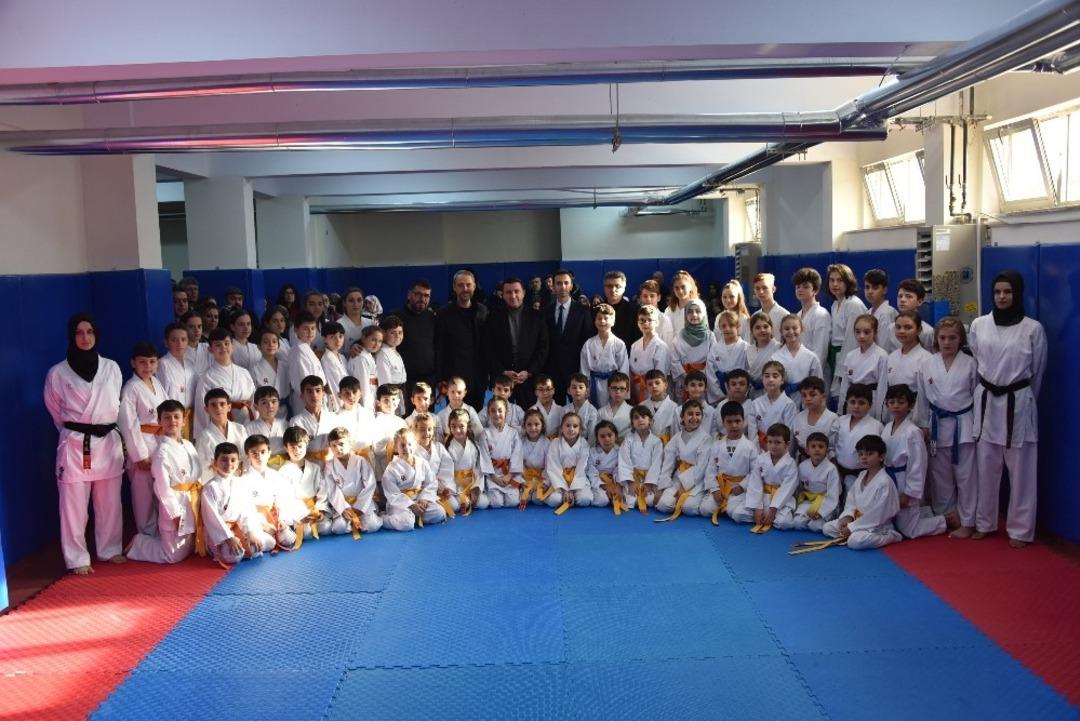 Başkan Bakıcı gen&ccedil;lerin kuşak heyecanına ortak oldu