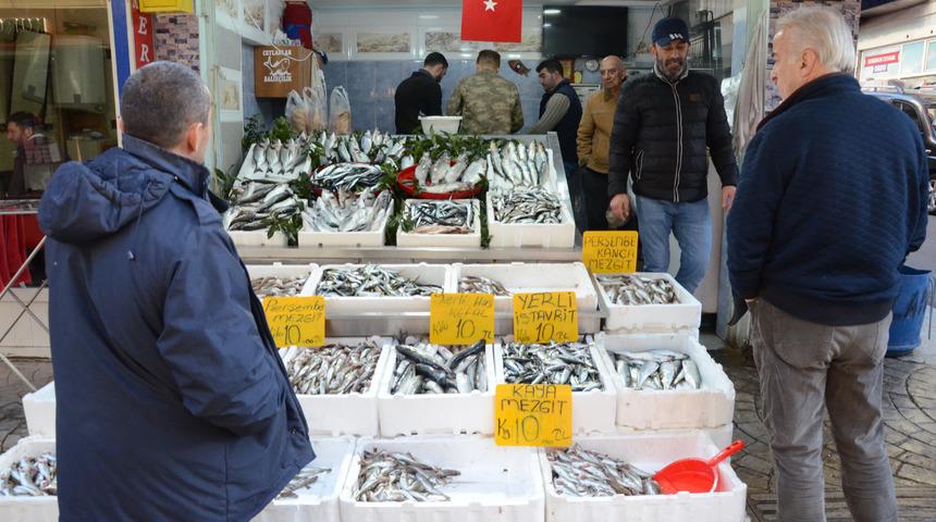 Balık fiyatları 10 TL’ye sabitlendi, talep patladı 