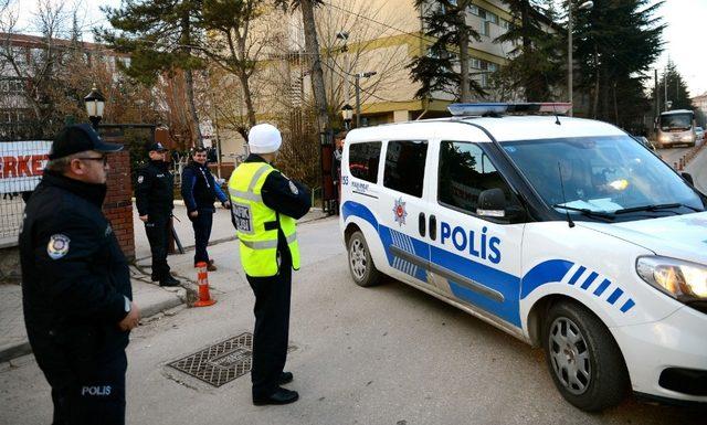 Okul çevrelerinde polis denetimi yeniden başladı