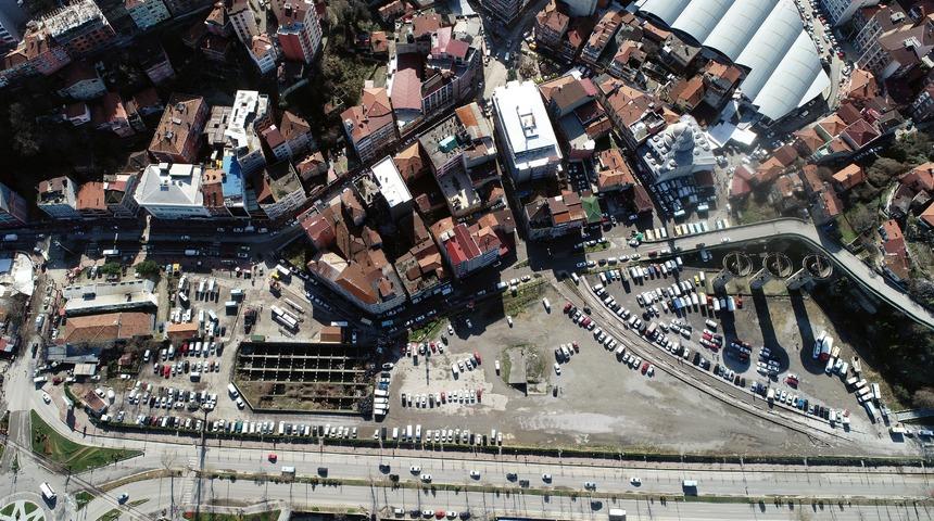 Şehrin simgesi olacaktı, 13 yıldır bir &ccedil;ivi &ccedil;akılmadı