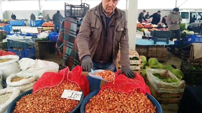 Tohumluk kuru soğan fiyatları 10 TL&rsquo;ye y&uuml;kseldi