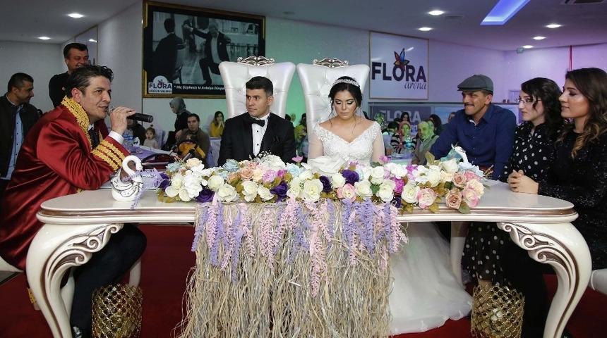 Başkan Gen&ccedil;, hafta sonu mesaisini vatandaşlarla ge&ccedil;irdi