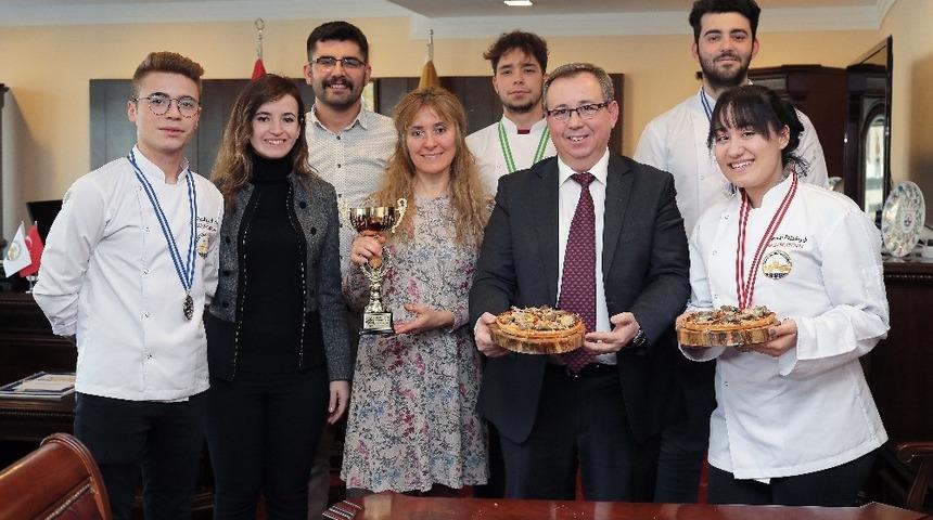 Trakya &Uuml;niversitesi aş&ccedil;ılık &ouml;ğrencilerinden Alanya&rsquo;da b&uuml;y&uuml;k başarı