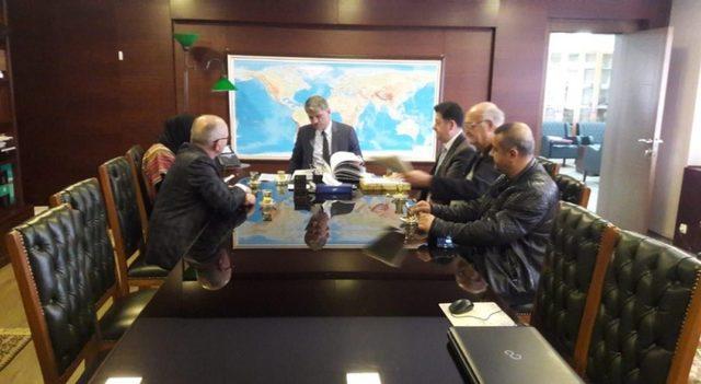 DPÜ’nün ‘Kütahya Desenleri’ kitabı Kültür ve Turizm Bakanlığı’nda 2