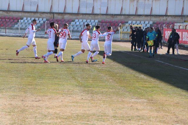 Nevşehir Belediyespor evinde kaybetmiyor 1